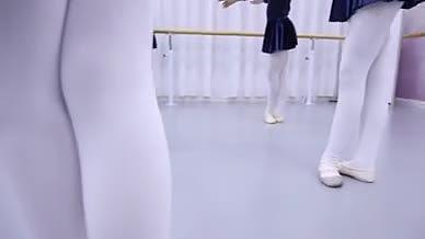 实拍舞蹈培训机构舞蹈教学中国舞芭蕾舞